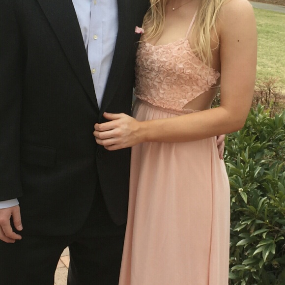 Backless maxi dress - Picture 2 of 7